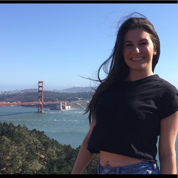 Meet your Posher, Emily - Picture 6 of 8